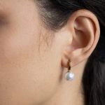 Pearl fülbevaló aranyozott nemesacél gyönggyel - Souveraine Jewelry