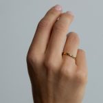 Ruth Gyűrű aranyozott fekete cirkónia kővel Souveraine Jewelry